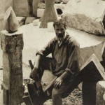 Brancusi in atelierul sau la lucru